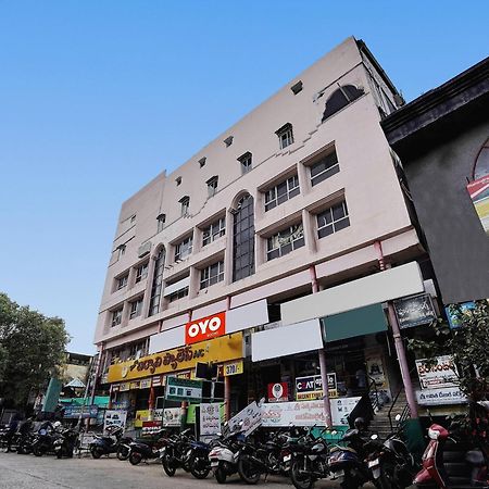 OYO 84911 Sai Krishna Paradise Vijayawada Bagian luar foto